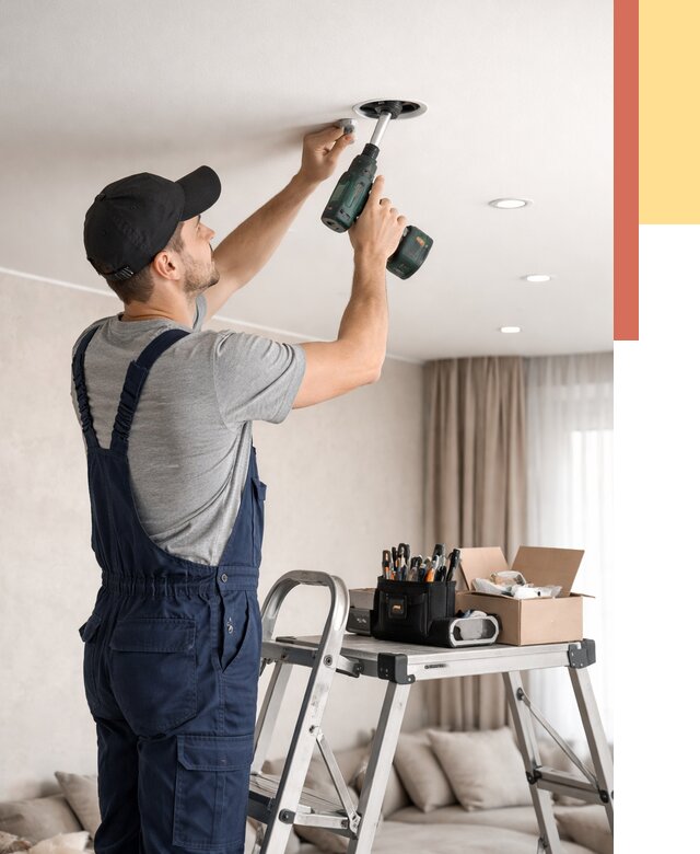 Установка и монтаж точечных светильников в натяжной потолок в Владивостоке от 1830 руб. | ОТДЕЛОЧНИК-Влд