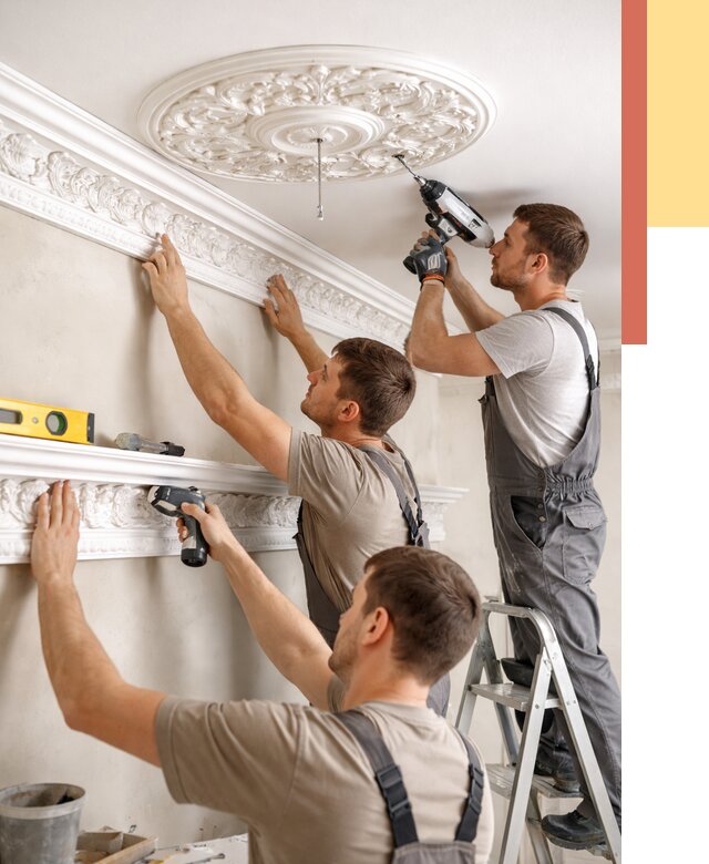 Монтаж лепнины на потолок в Владивостоке от 3253 руб. быстро и недорого | ОТДЕЛОЧНИК-Влд